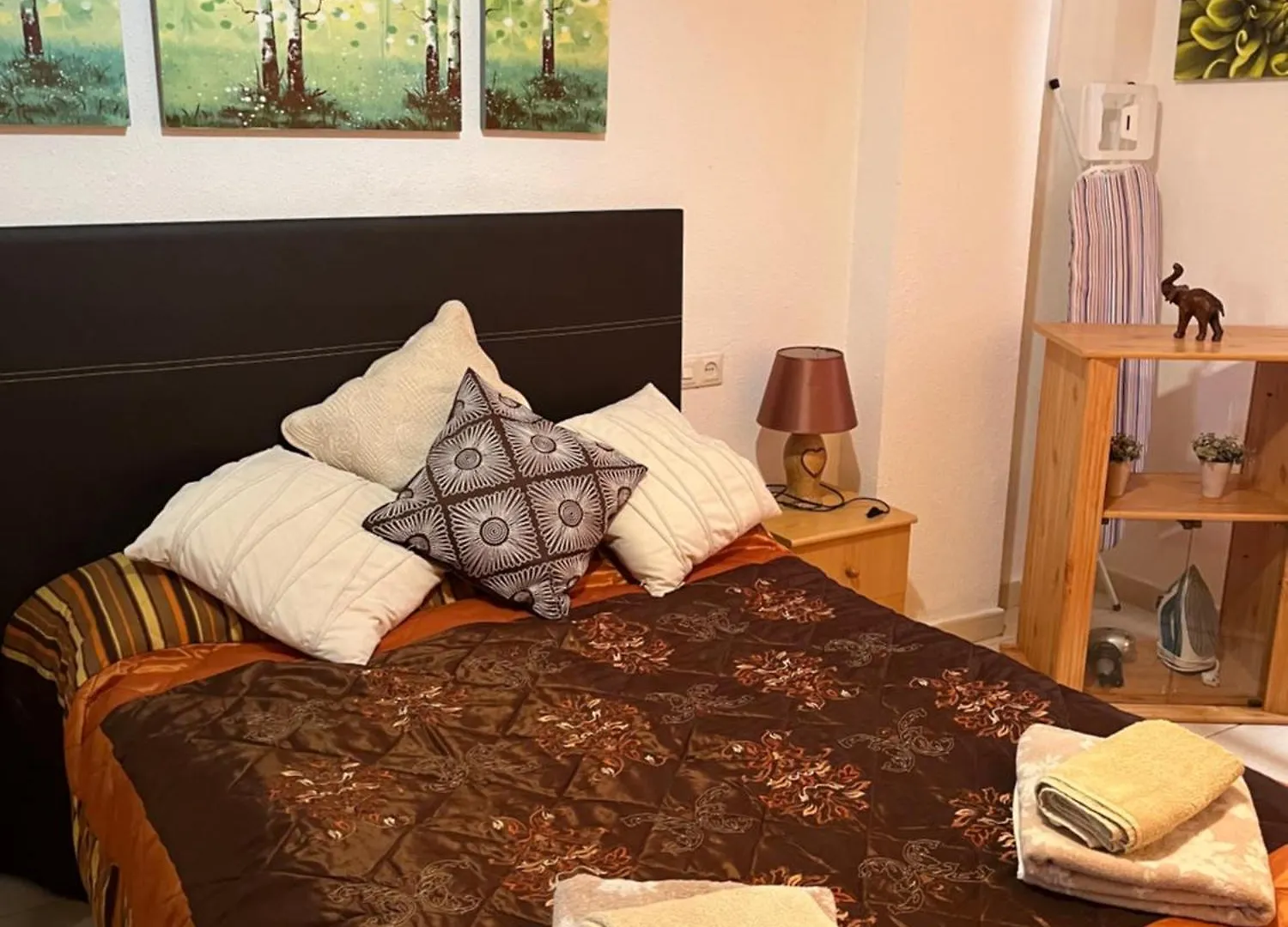 2 Bedroom Apartment Jardines Canarios Los Cristianos Tenerife 阿罗纳 西班牙